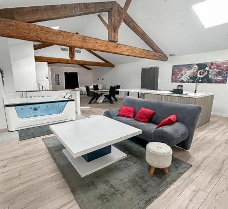Clermont-l'Herault Apartamento | Douceur et détente Balneo