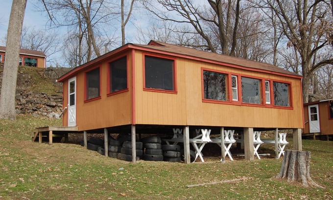 Hammond Casa | Douglas Cottage, Douglas Cottage at Camp Caledonia