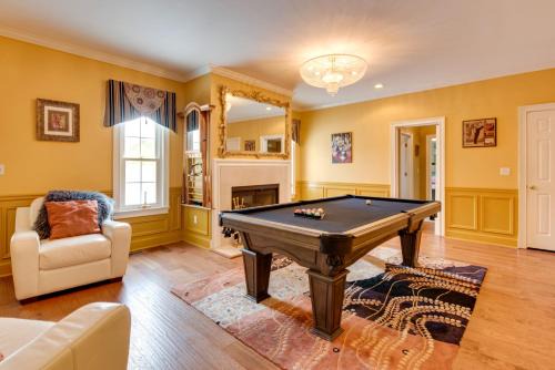 Douglasville Casa | Douglasville Lake Home with Private Pool and Gazebo!