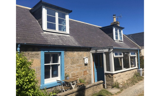 Findhorn Cabina | Doune Cottage, 145 Findhorn - Charmingly renovated Fisherman's Cottage