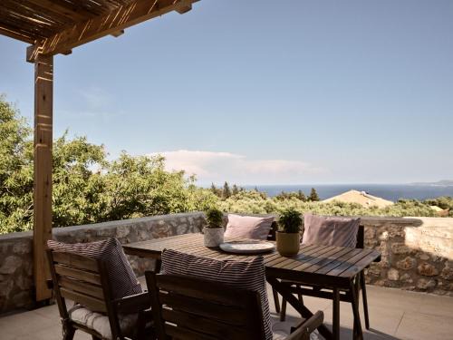 Korithi Casa | Dounias Village Home - Traditional Architecture & Modern Luxury