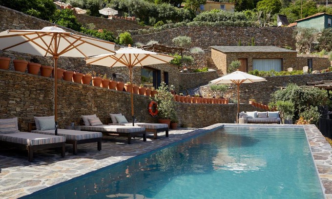 Sebolido Casa | DOURWIN - Riverside Suites - Adults Only