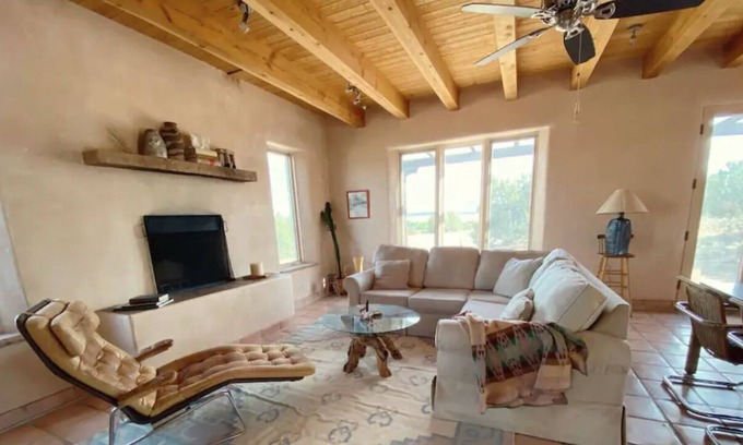 Galisteo Casa | Dove Ranch Guest House in high desert of Galisteo
