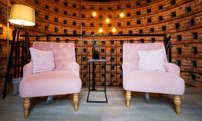 Frampton Cabaña | Dovecote - sleeps 2 in 1 bedroom