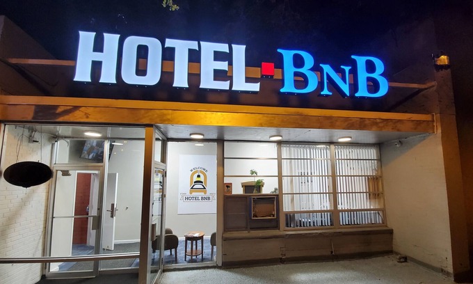 South Loop Hotel | Down Town Private sleeping PODS room in Hotel BnB for 20% to 50% discounted.