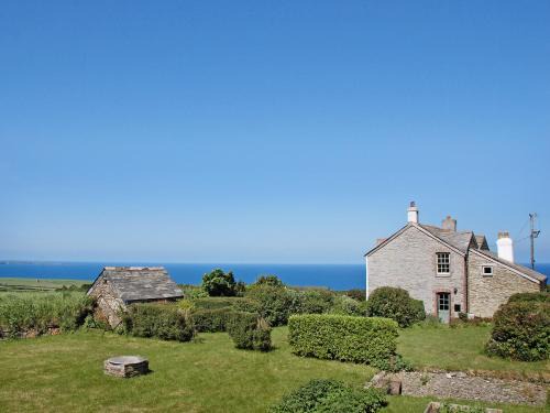 Tintagel Casa | Downhouse