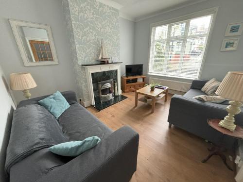 Meads Casa | Downs Gate Cottage