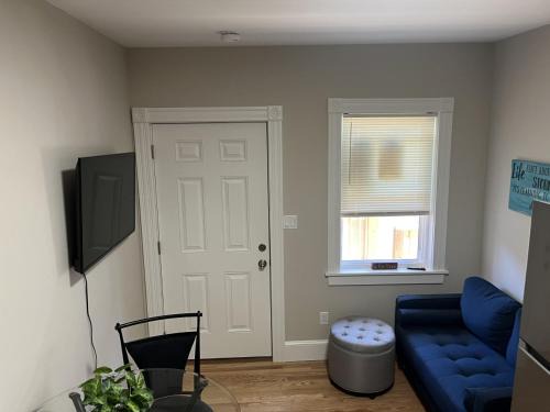 Beverly Apartamento | Downtown Apt King Beds Mins to Salem