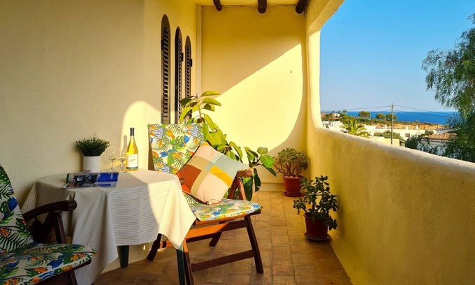 Vale de Covo Apartamento | Downtown Carvoeiro 1BDR Apart W/View by LovelyStay
