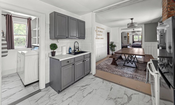 Buffalo Apartamento | Downtown Central Clean Apartment With Game Console
