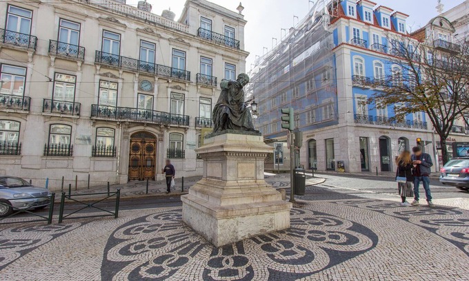 Martires Apartamento | Downtown Chiado by Homing