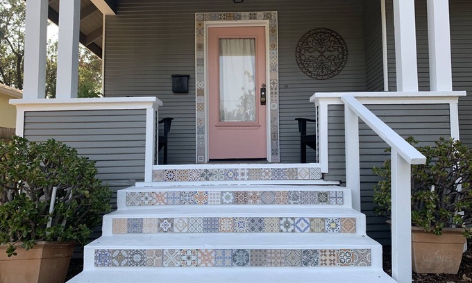 Old North Davis Casa | Downtown Davis charming historical cottage