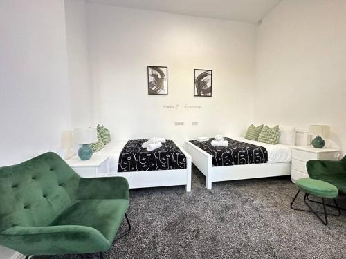 Dudley Apartamento | Downtown Dudley Chic - Near Top Sights