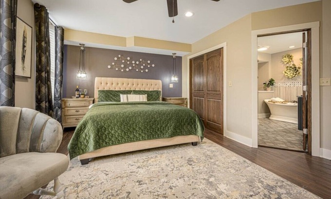 Galena Apartamento | Downtown Galena Luxury Penthouse w/ Parking