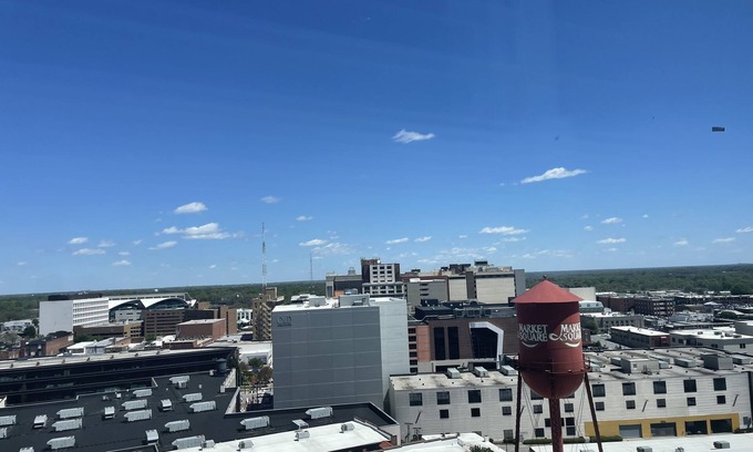 High Point Condominio | Downtown High Point condo with Stunning Views!