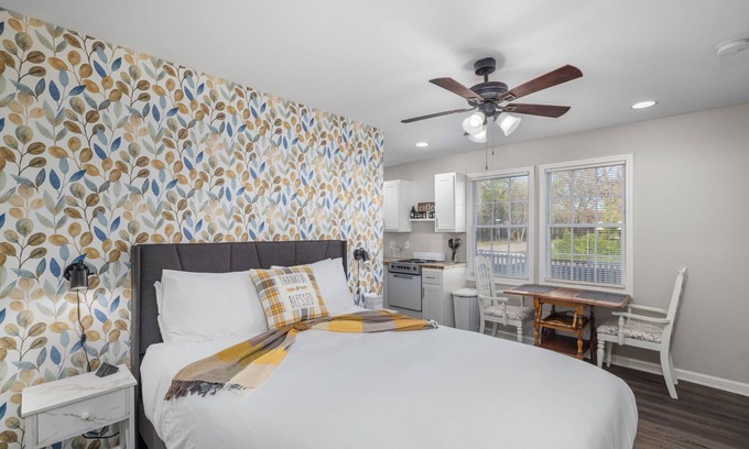 Kimmswick Condominio | Downtown Kimmswick~ Studio~ Newly Renovated