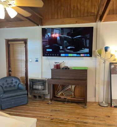 Freetown - Port Rico Apartamento | Downtown Lafayette Gem-Stylish 1BR Apartment