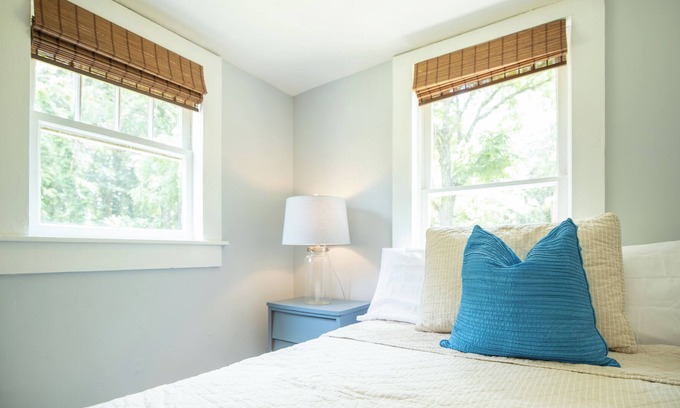 Lincolnton Cabaña | Downtown Lincolnton Railway Home