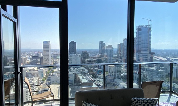 Paramount Casa | Downtown Los Angeles luxury high rises