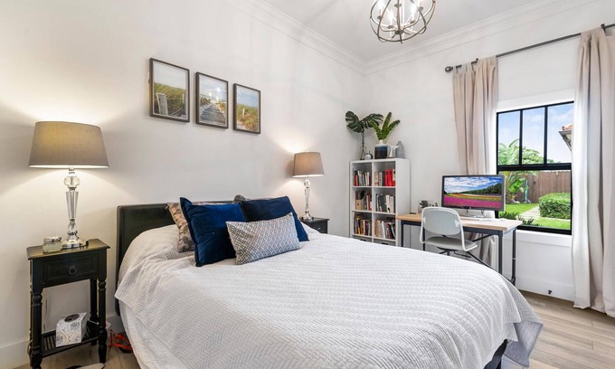 Old Northwood Historic District Casa | Downtown Luxury Guest House