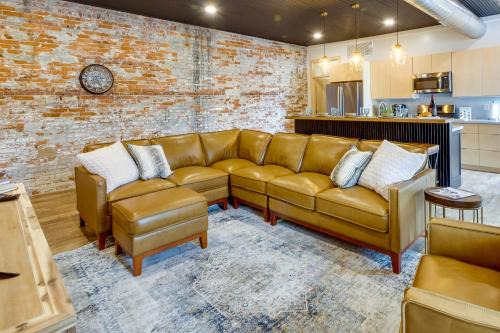Millersburg Apartamento | Downtown Millersburg Retreat with Sleek Interior!
