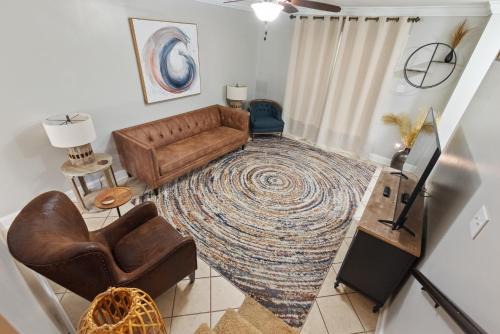Biloxi Apartamento | Downtown Ocean Springs Townhouse 3 bedrooms