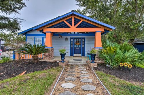 Biloxi Casa | Downtown Ocean Springs Duplex with AandC 1 Mi to Beach