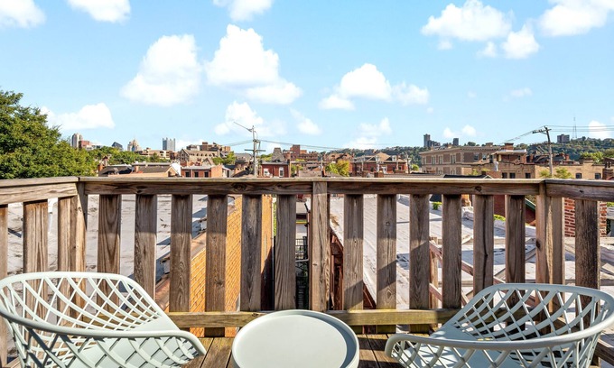 Allegheny-West Apartamento | Downtown Penthouse Apartment