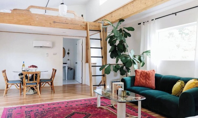 Chico Casa | Downtown Penthouse Loft | Panther Lounge