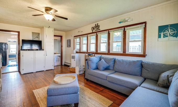 Russells Point Cabaña | Downtown Russells Point Cottage Near Indian Lake!