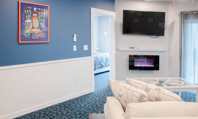 Central Area Apartamento | Downtown Salem Oregon Loft Apartment 227 w/ decks and parking