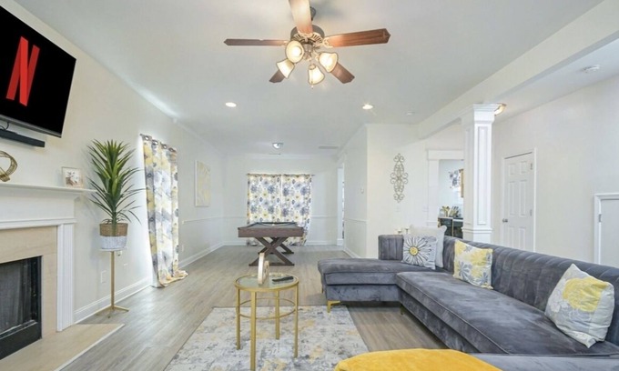 Peoplestown Casa | DOWNTOWN SPACIOUS 3 BEDROOM