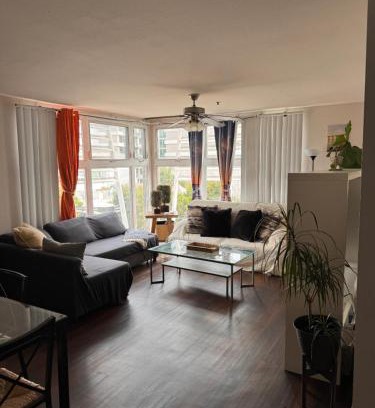 East Village Apartamento | Downtown Sunsets Convention Center