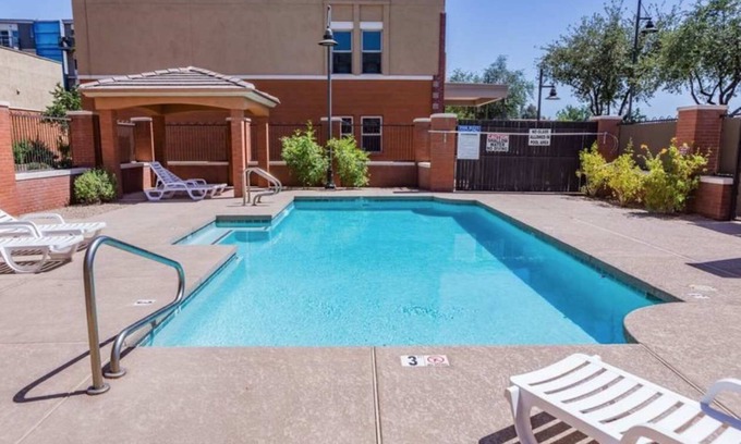 Riverside Casa | Downtown Tempe Escape, Comm. Pool, Walk to ASU