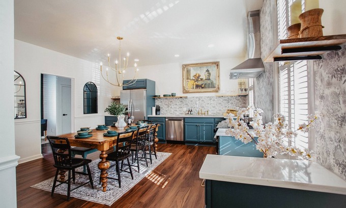 Columbus Casa | Downtown-Walk to everything! 5 kings, Fire pit!