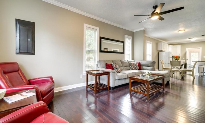 Wilmington Casa | Downtown Wilmington Home Walk to Cape Fear River!