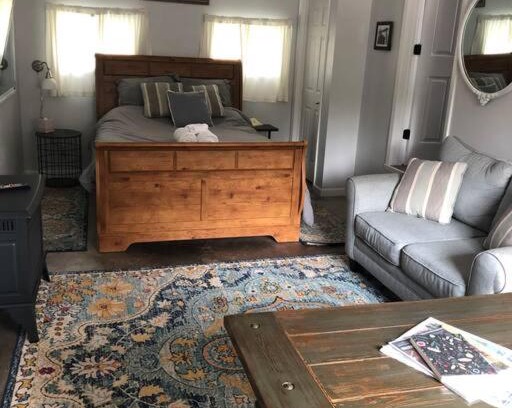 Livingston Casa | Downtown Yellowstone Bungalow