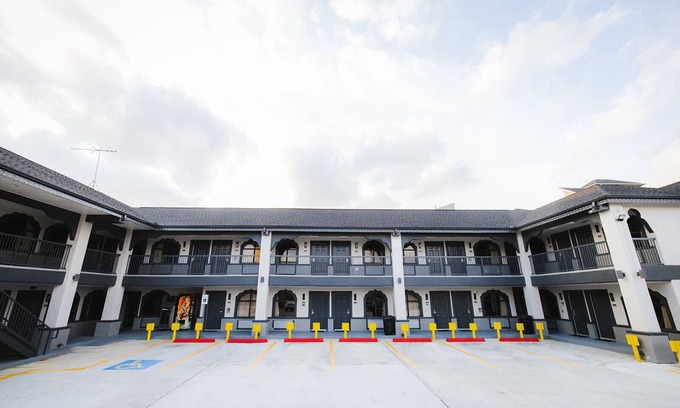 Midtown Hotel | Downtowner Inns - Houston Downtown