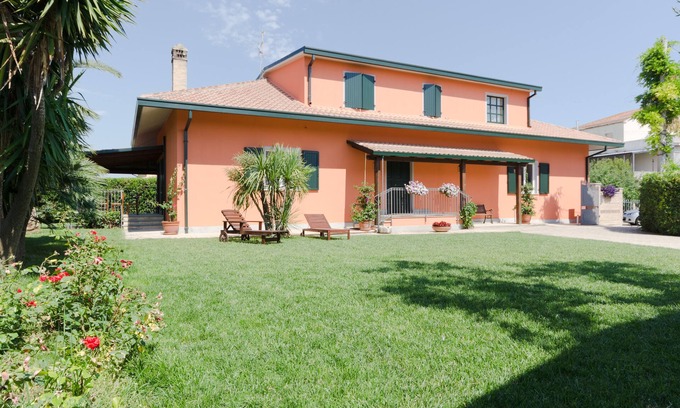 Ortona Villa | Pueblo Dragani, una combinación perfecta de mar, las montañas, la naturaleza, la privacidad y la relajación