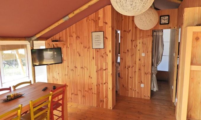 Lanterna Otro | Drago Tours LODGE TENT Joy Safari, Lanterna