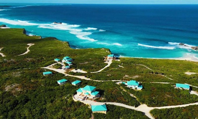 Conch Bar Casa | Dragon Cay Resort Mudjin Harbour