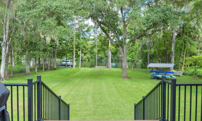 Dunnellon Casa | Dragonfly Cottage on Rainbow River