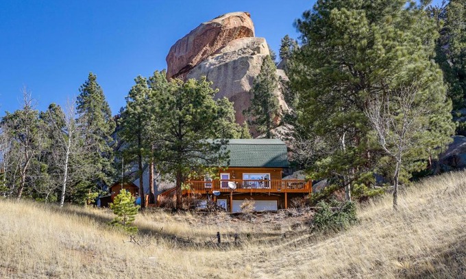 Florissant Casa | Dragons Roost Cabin with Sangre de Cristo Views!