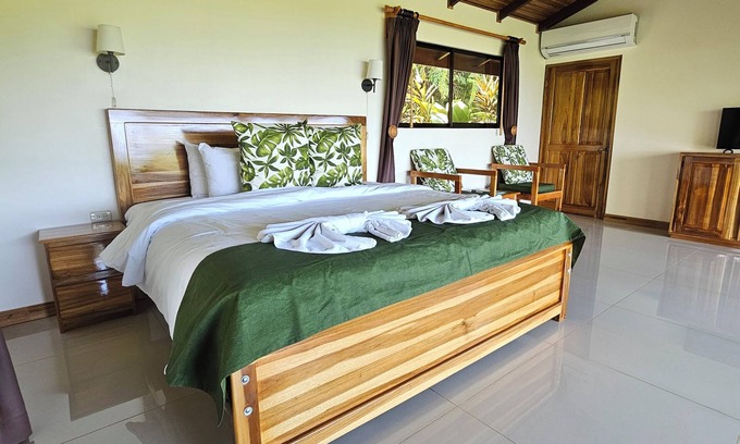 Bahía Drake Hotel | Drake Bay Greenleaf