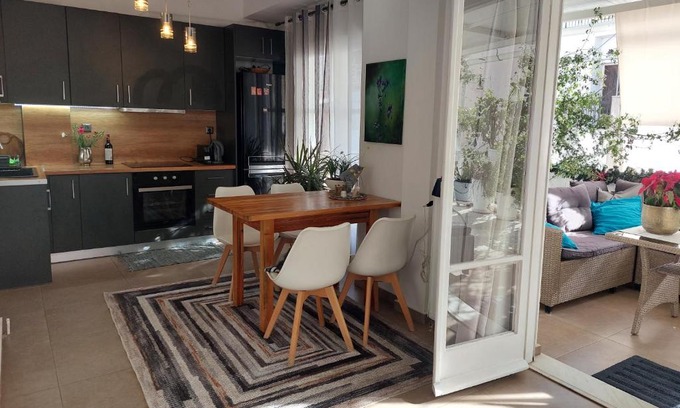 Dafni-Ymittos Apartamento | Dream apartment