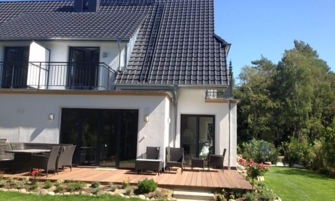 Dierhagen Strand Casa | Casa de ensueño, elegante, lujosa, junto al bosque, directamente detrás de la playa, sauna y chimenea
