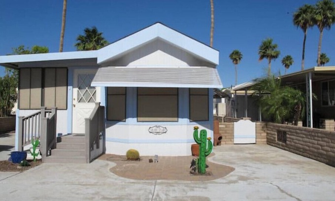 Yuma Casa | Dream Haven in Country Roads 55+ Park