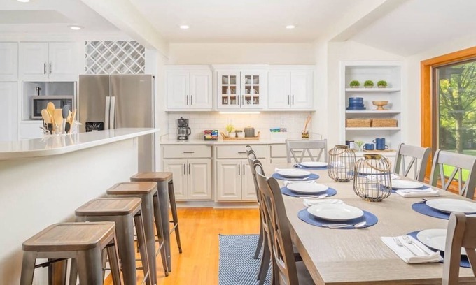 Ledgeview Casa | Dream Home on Dollar - Sleeps 10