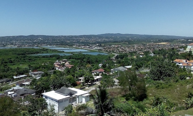 Montego Bay Hotel | Hogar ideal que da la bienvenida a todo gran vista de la ciudad y la bahía de Montego crucero
