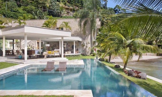 Centro Villa | Dream house in front of beach in Angra dos Reis - ANG004